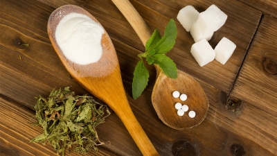 甜葉菊提取物甜味劑——食用無(wú)毒、沒(méi)有副作用的天然甜味劑